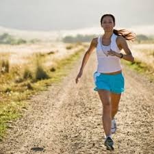 茵曼：“鲍比，你觉得我们应该选谁？”