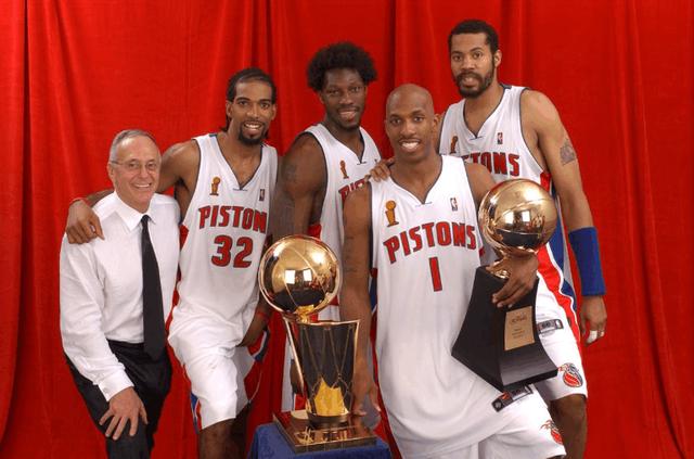 蒂那在赛前 蒂那在赛前